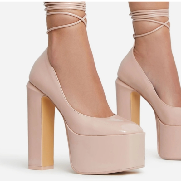 NUDE LACE UP PLATFORM BLOCK HEEL - Picture 2 of 3